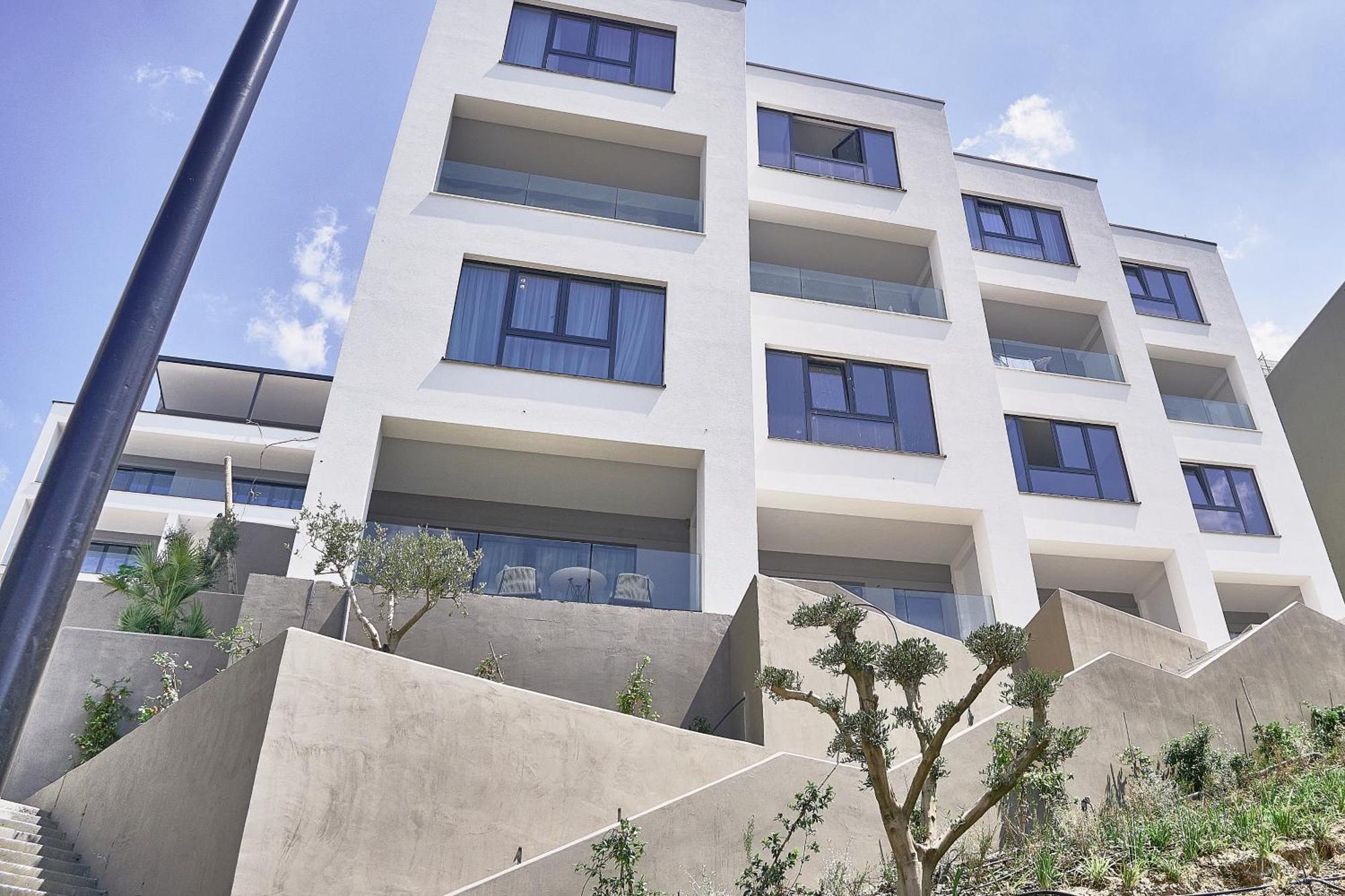 Azar Luxury Suites Vlorë Eksteriør billede