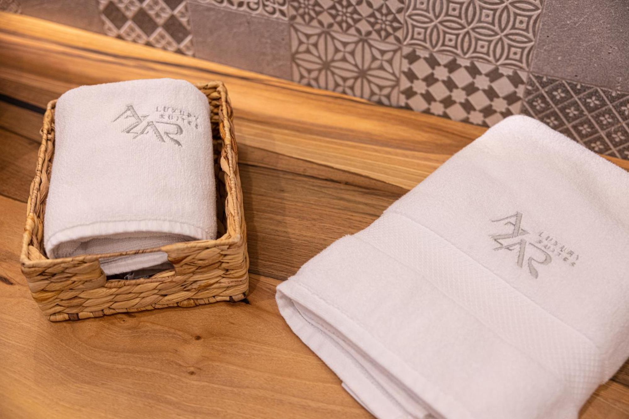Azar Luxury Suites Vlorë Eksteriør billede