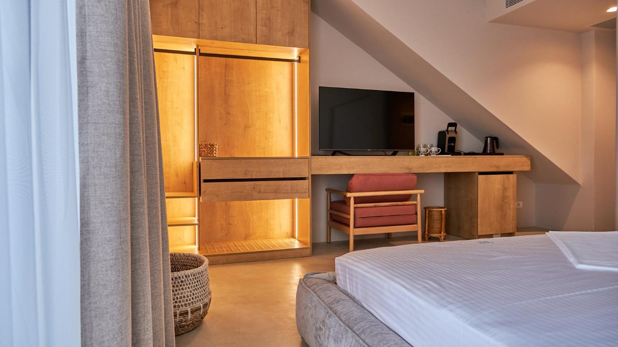 Azar Luxury Suites Vlorë Eksteriør billede