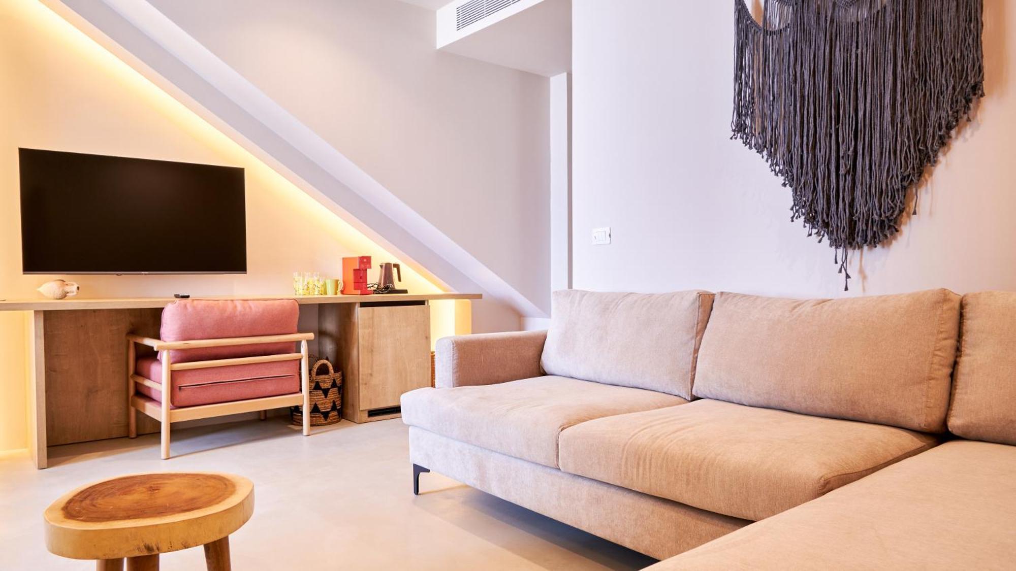 Azar Luxury Suites Vlorë Eksteriør billede