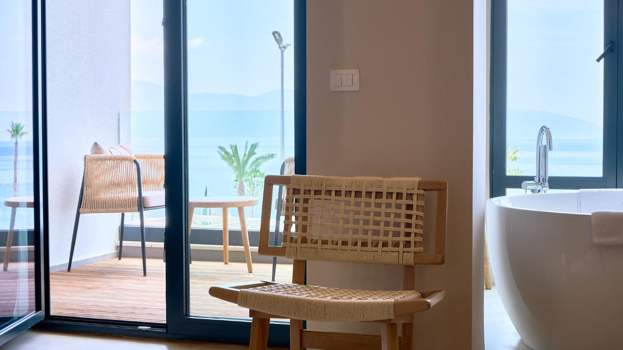 Azar Luxury Suites Vlorë Eksteriør billede